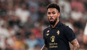 Douglas Luiz in campo con la maglia della Juventus – foto LaPresse – Fattidipallone.it