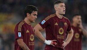 Dovbyk e Dybala - foto LaPresse - Fattidipallone.it