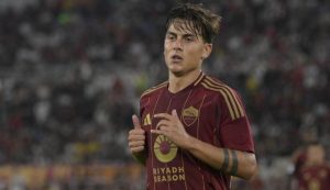 Paulo Dybala serio - foto LaPresse - Fattidipallone.it
