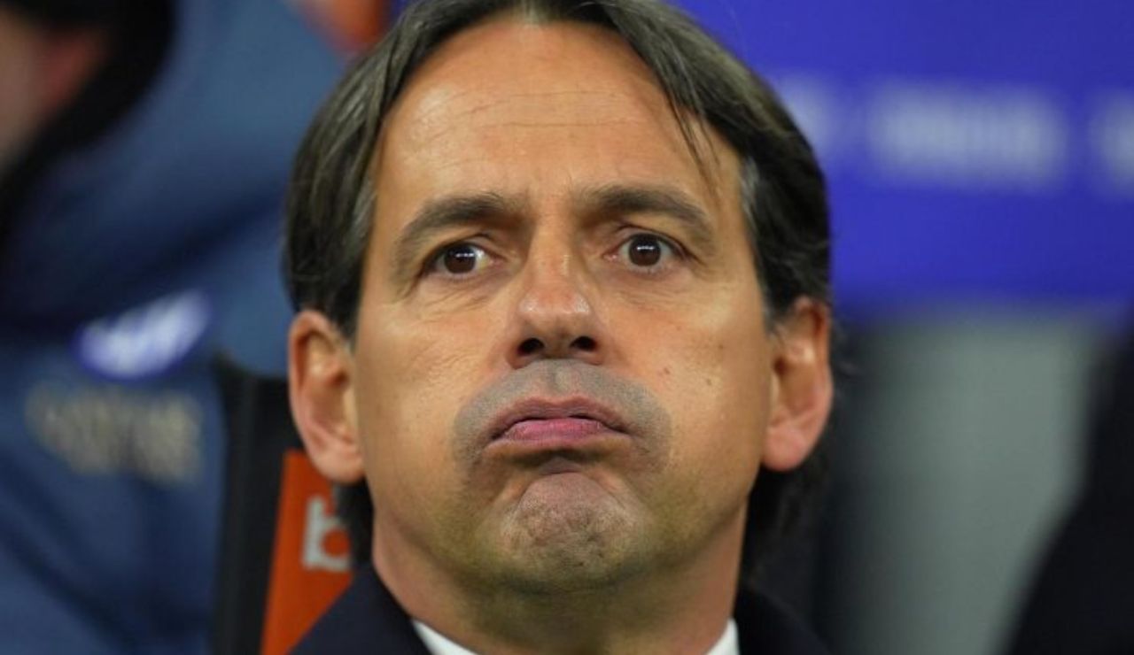 Simone Inzaghi perplesso – foto LaPresse – Fattidipallone.it