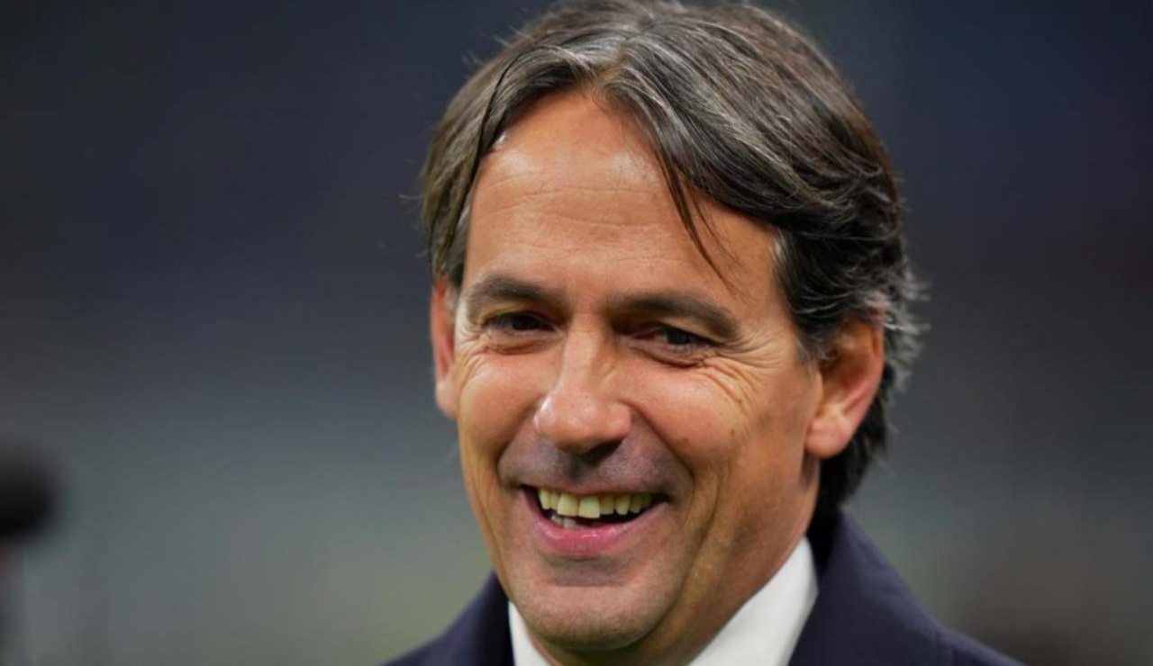Simone Inzaghi sorride - foto LaPresse - Fattidipallone.it