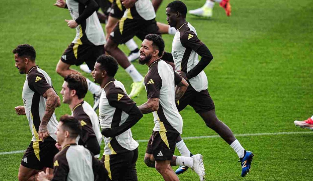 DOPO QUESTA TE NE PUOI ANDARE: furia Juve contro il giocatore | Costretto a cercarsi una nuova squadra