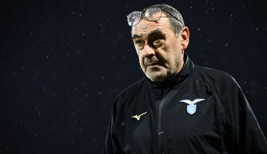 Gli affidano di nuovo la panchina: SARRI TORNA DOPO IL DOLOROSO ADDIO | Sarà rivoluzione totale a giugno