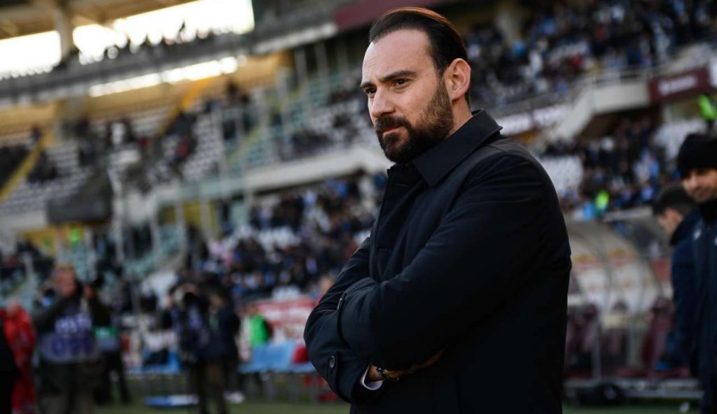 VIENI E GIOCHERAI PER LA CHAMPIONS: Giovanni Manna lo ha convinto | Accordo lampo e firma sul contratto
